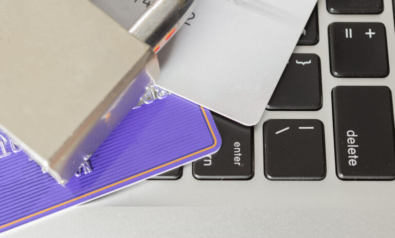 How to migrate stored card data between payment providers